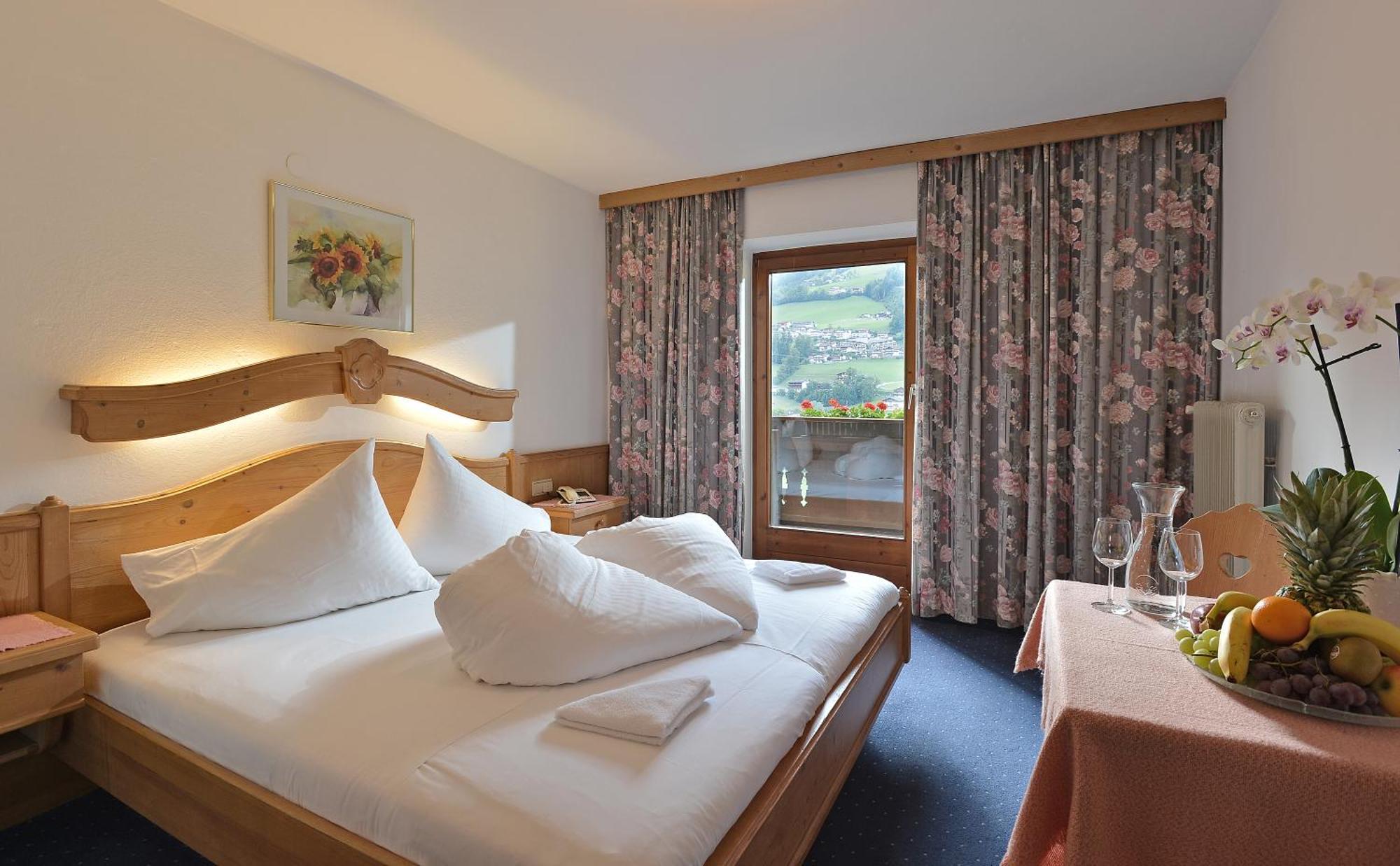 Hotel Schwarzer Adler ฮิพพาค ห้อง รูปภาพ